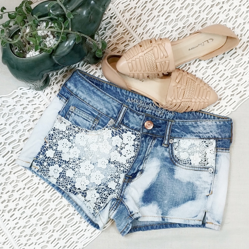 American Eagle Shortie Bleached Lace Denim Shorts